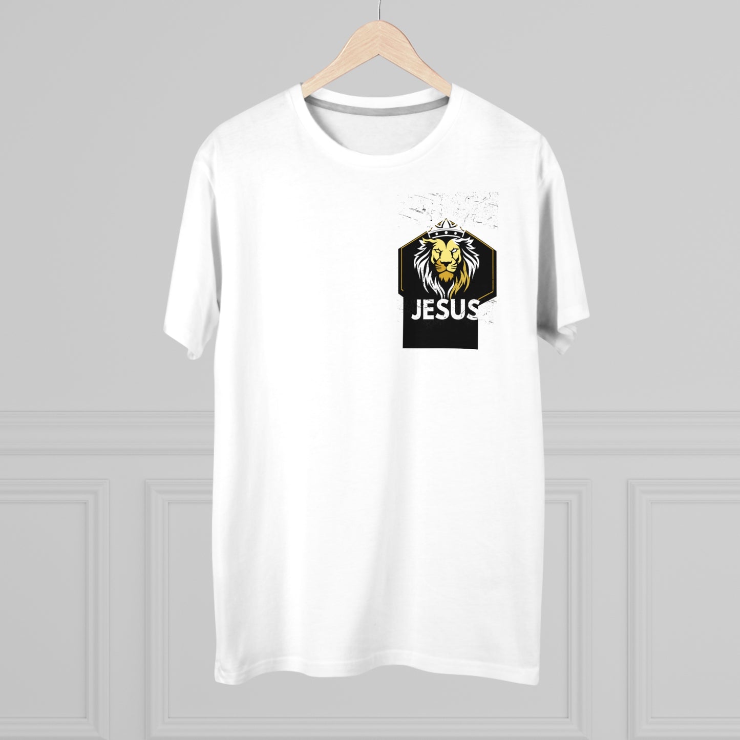 She Pray Daily- King Jesus Men's Modern-fit Tee